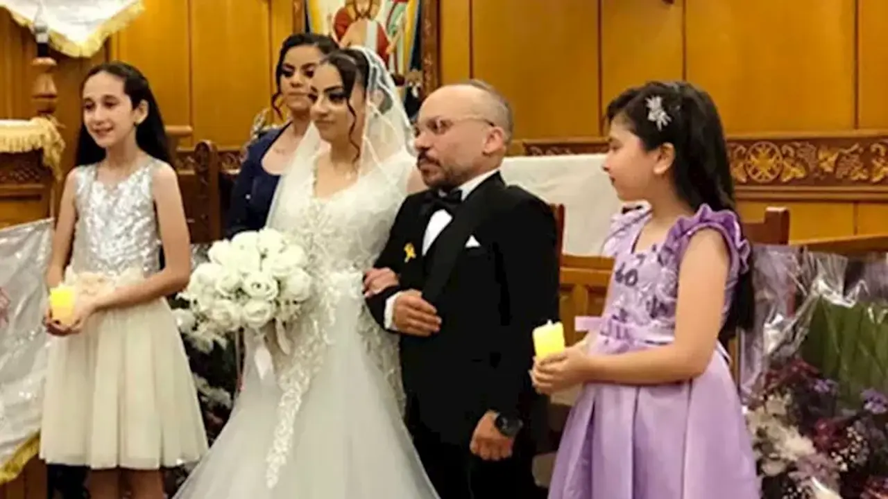 أجواء عائلية ببنها.. الفنان مينا أبو الدهب يحتفل بزفافه وسط حضور محدود